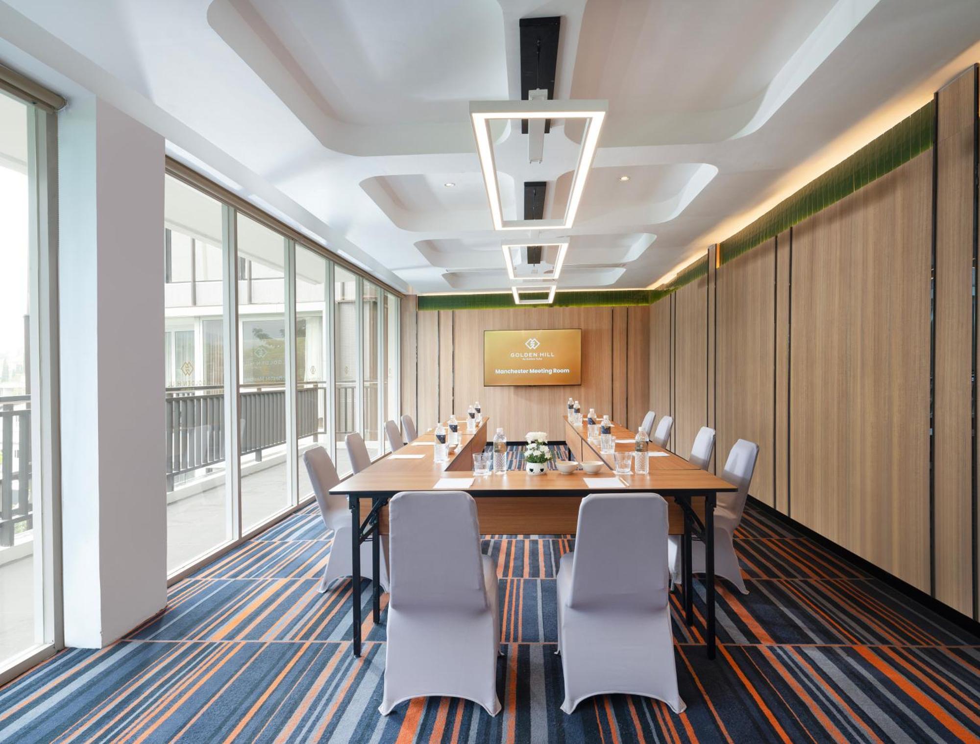 فندق Golden Hill By Golden Tulip Tlekung المظهر الخارجي الصورة