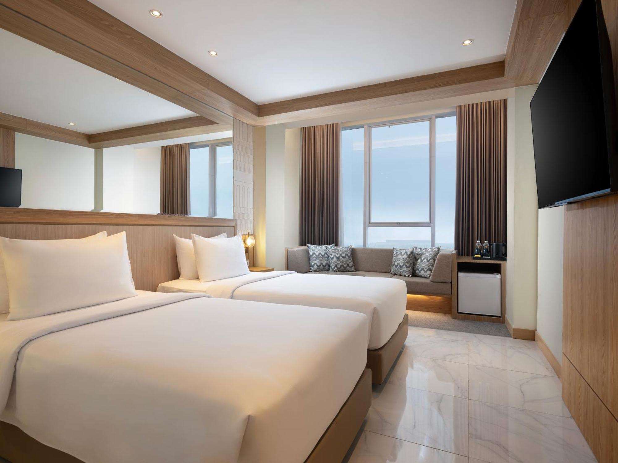 فندق Golden Hill By Golden Tulip Tlekung المظهر الخارجي الصورة