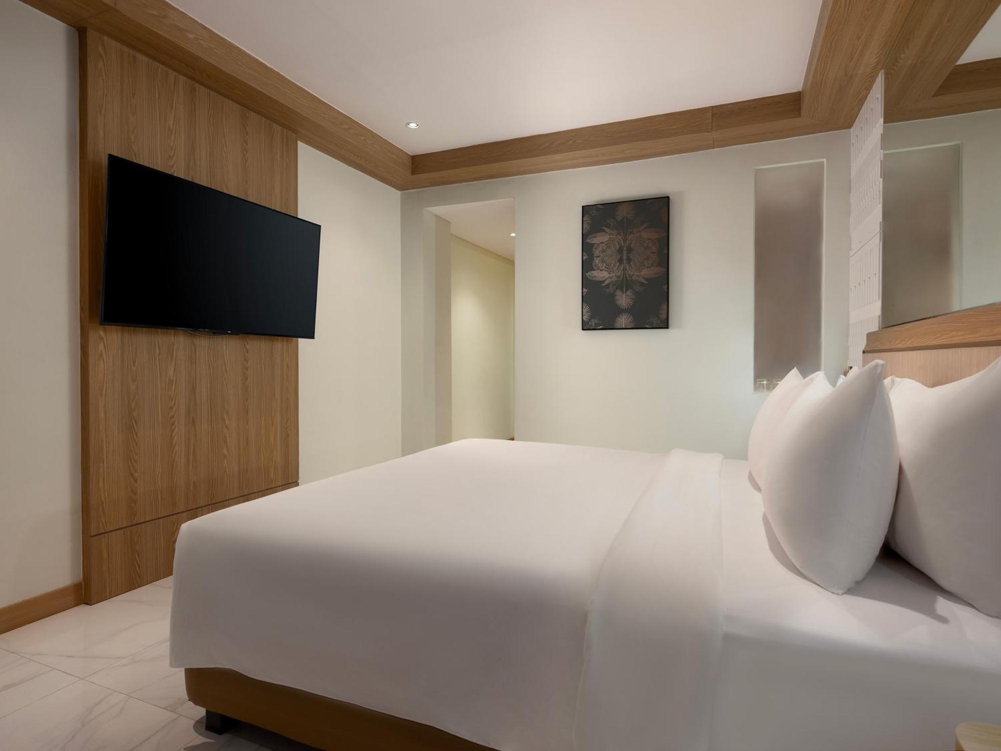 فندق Golden Hill By Golden Tulip Tlekung المظهر الخارجي الصورة