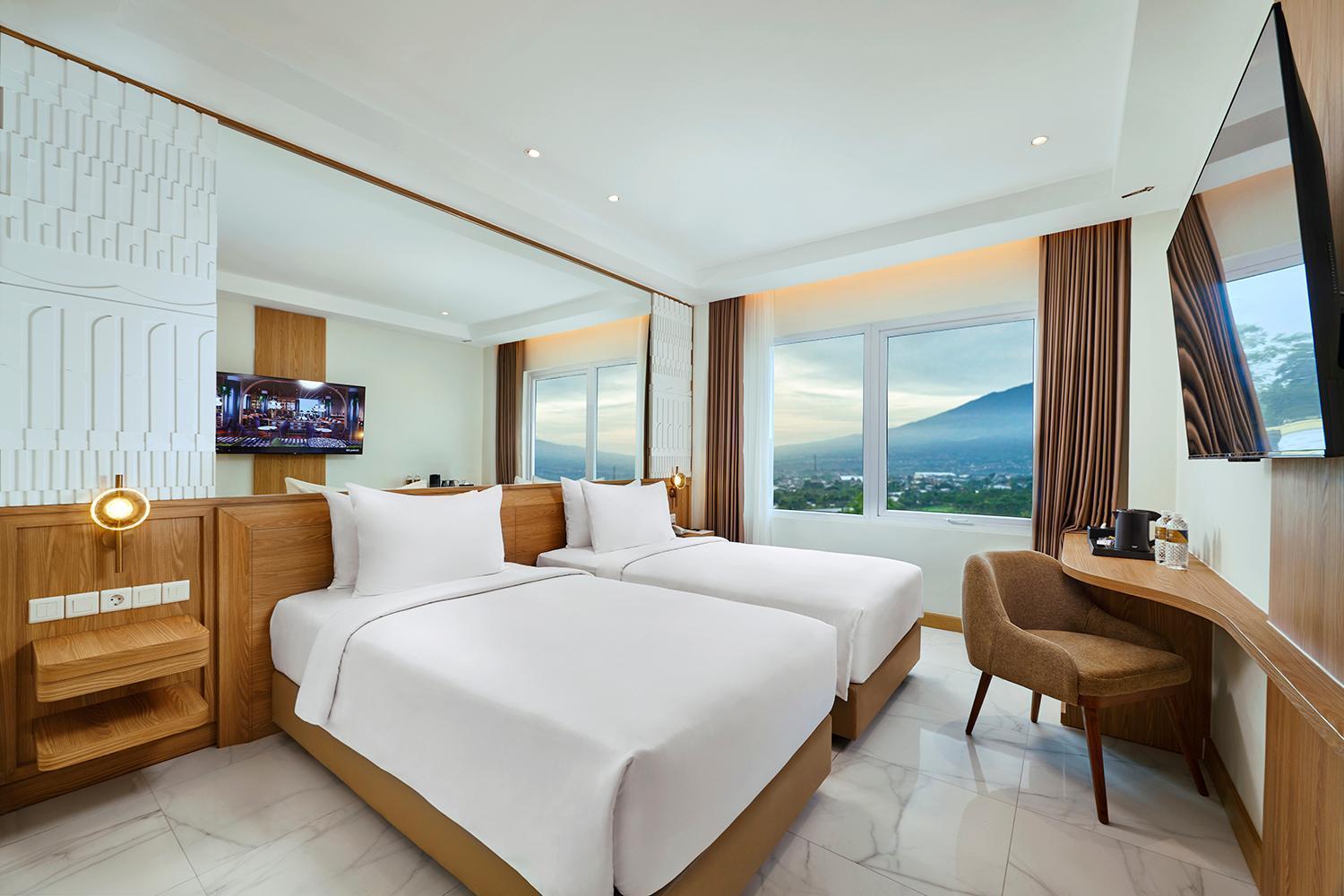 فندق Golden Hill By Golden Tulip Tlekung المظهر الخارجي الصورة
