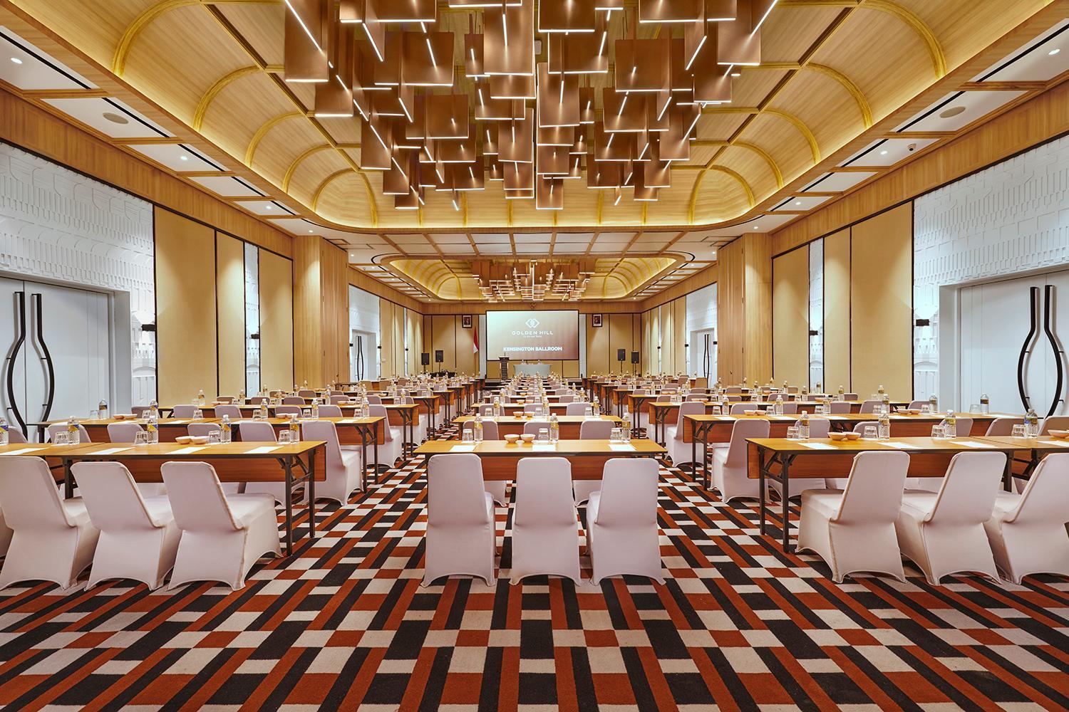 فندق Golden Hill By Golden Tulip Tlekung المظهر الخارجي الصورة